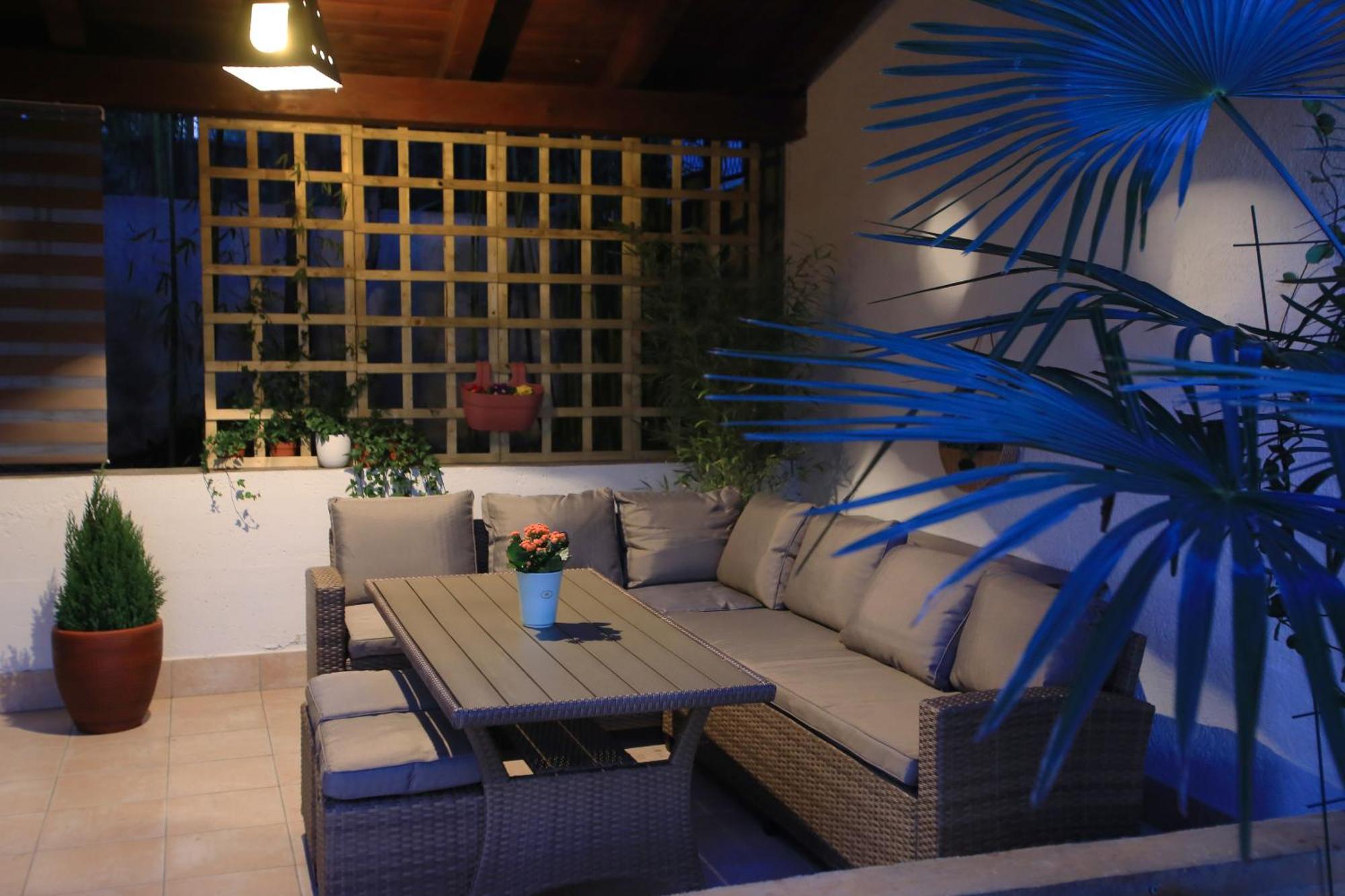 Bamboo Oasis Apartment With Terrace In The Garden And Free Parking, Rijeka Eksteriør billede